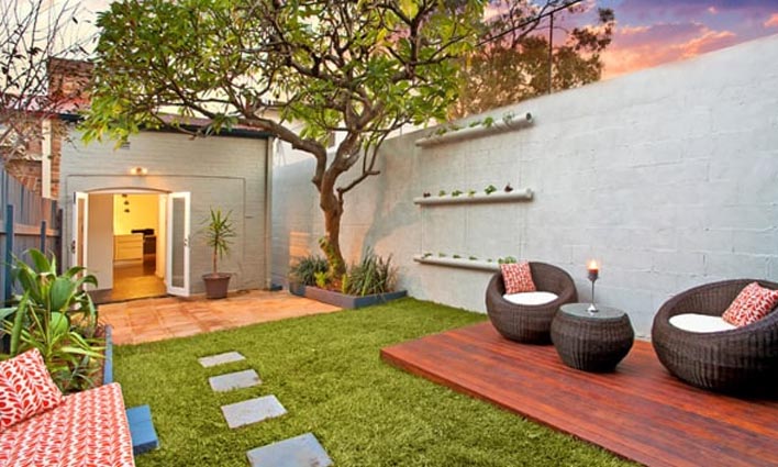 Living Room Courtyard Work